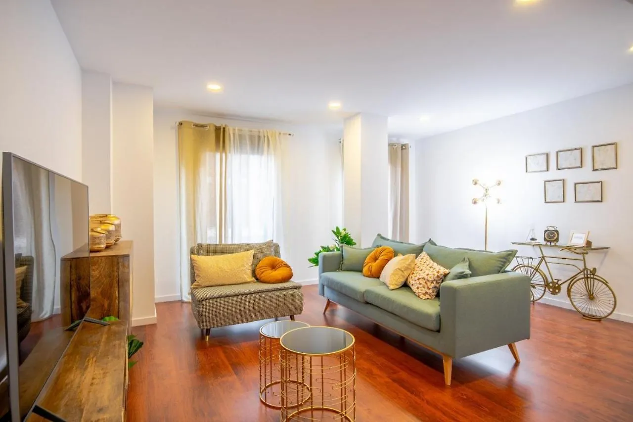 Expoholidays-Apartamentos Almeria Centro Parking Gratis 0*,  Spanyolország