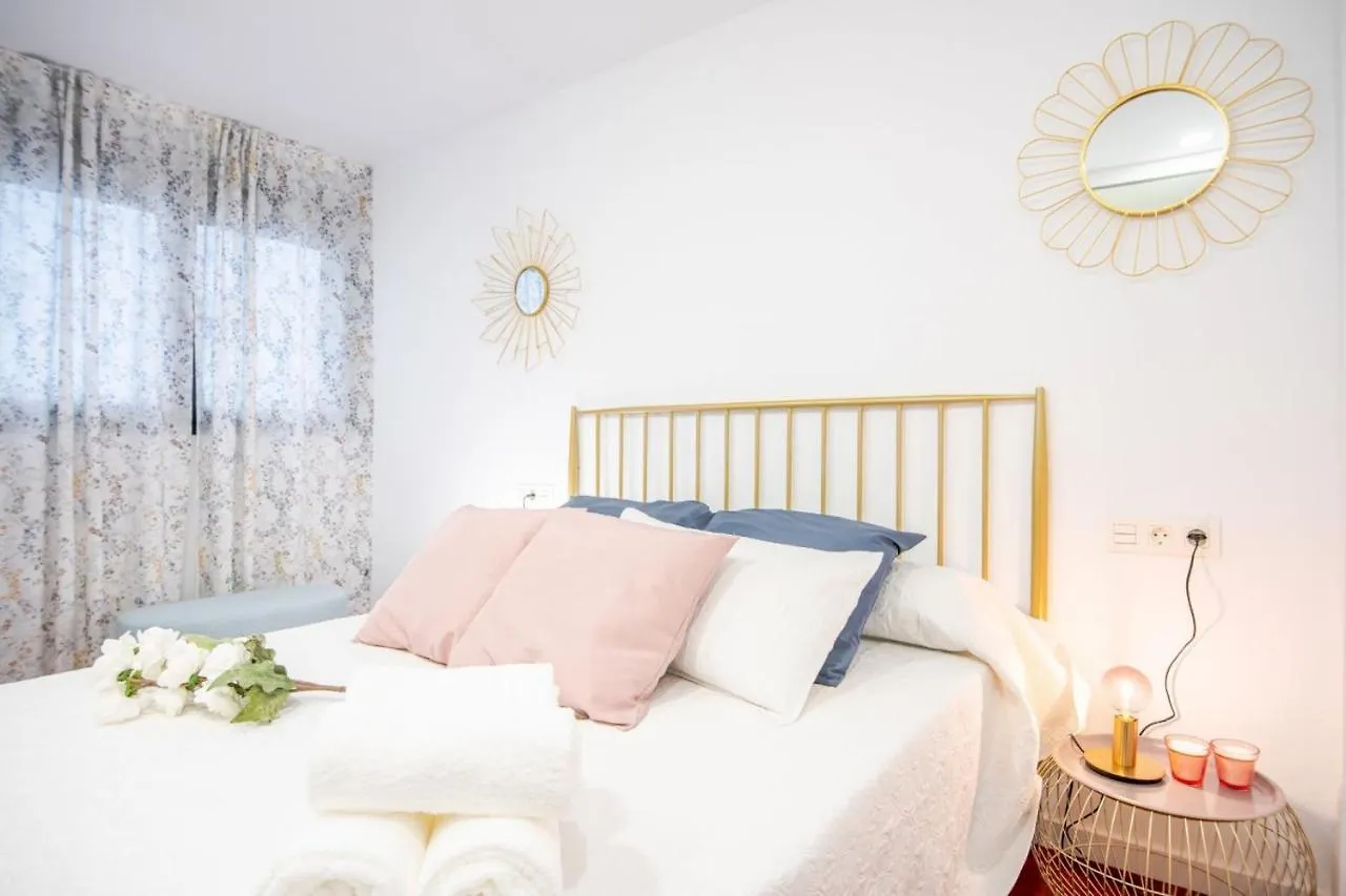 Expoholidays-Apartamentos Almeria Centro Parking Gratis 0*,  Spain