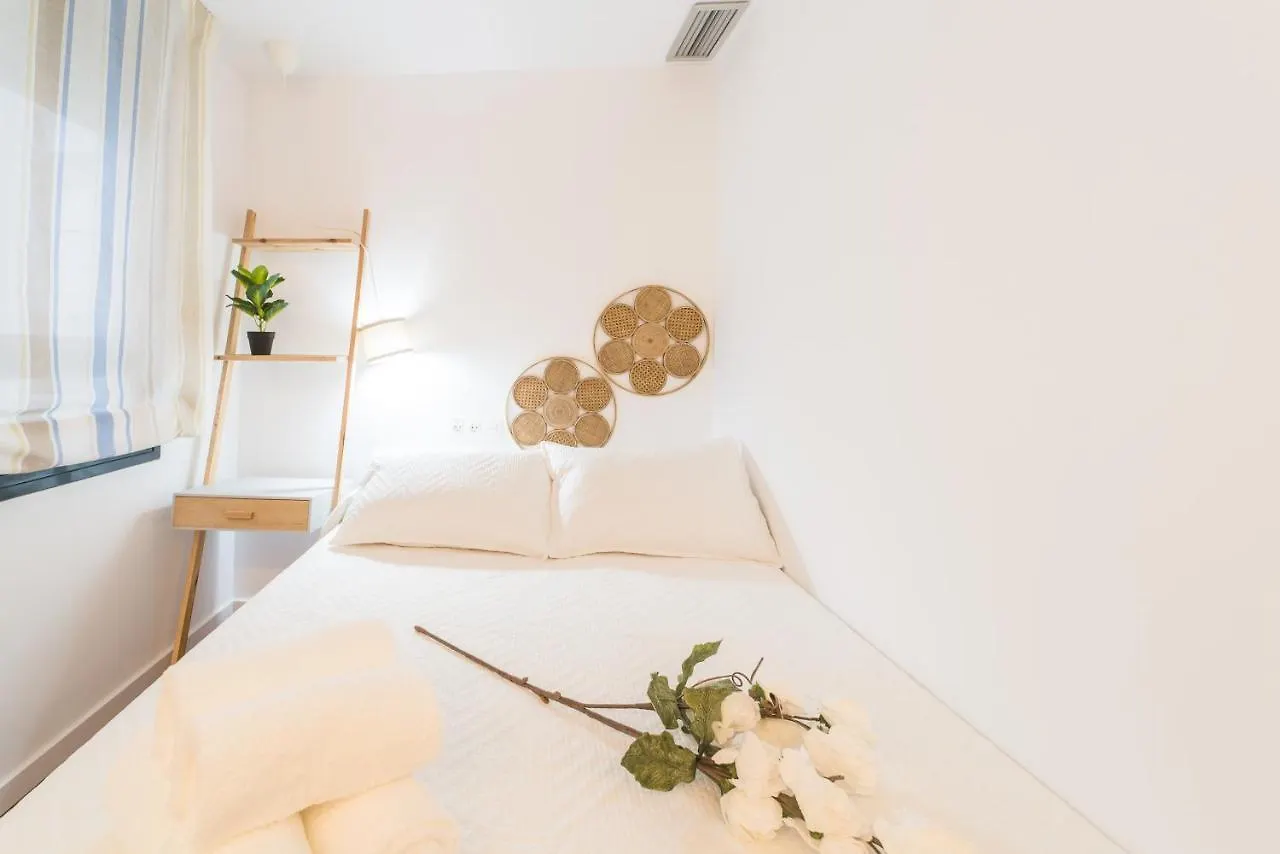Expoholidays-Apartamentos Almeria Centro Parking Gratis 0*,  Spain