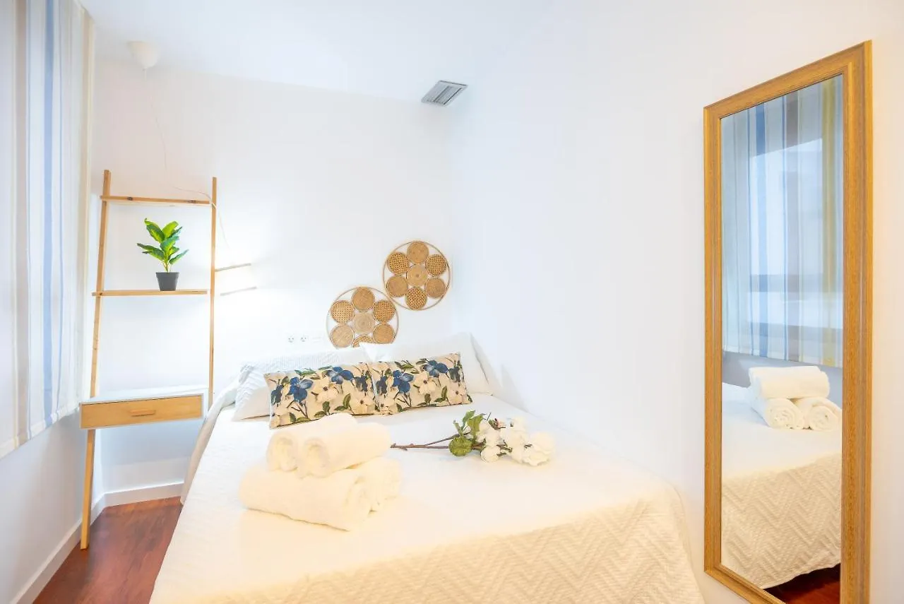 Expoholidays-Apartamentos Almeria Centro Parking Gratis 0*,  Espagne